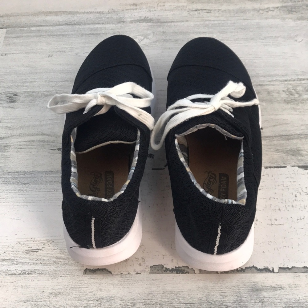 Faded Glory black sneakers size 6 - Picture 4 of 5